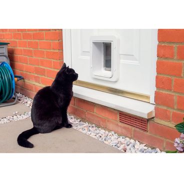 porta-inteligente-para-caes-e-gatos-sure-petcare-pet