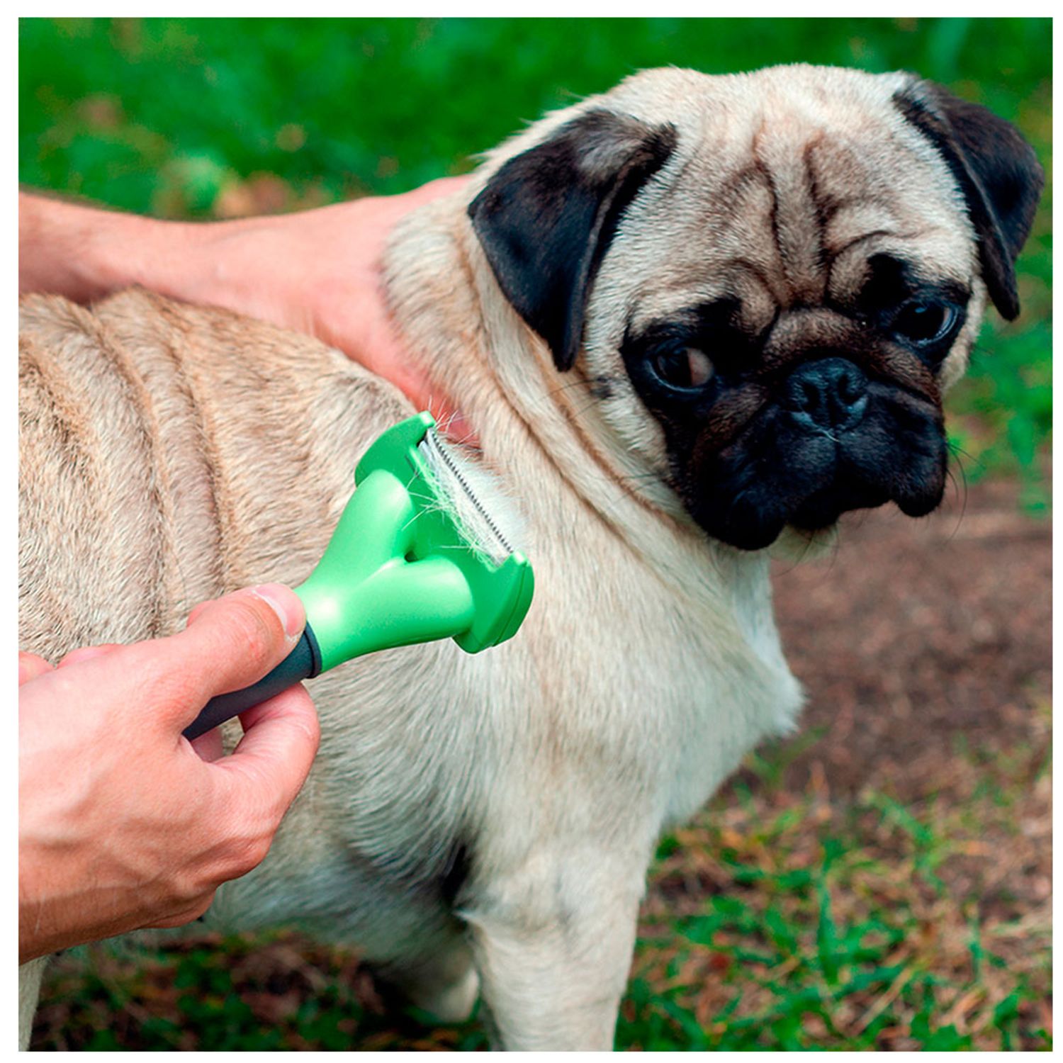 Furminator-Pequeno-para-Caes-de-Pelo-Longo-ambientada-02