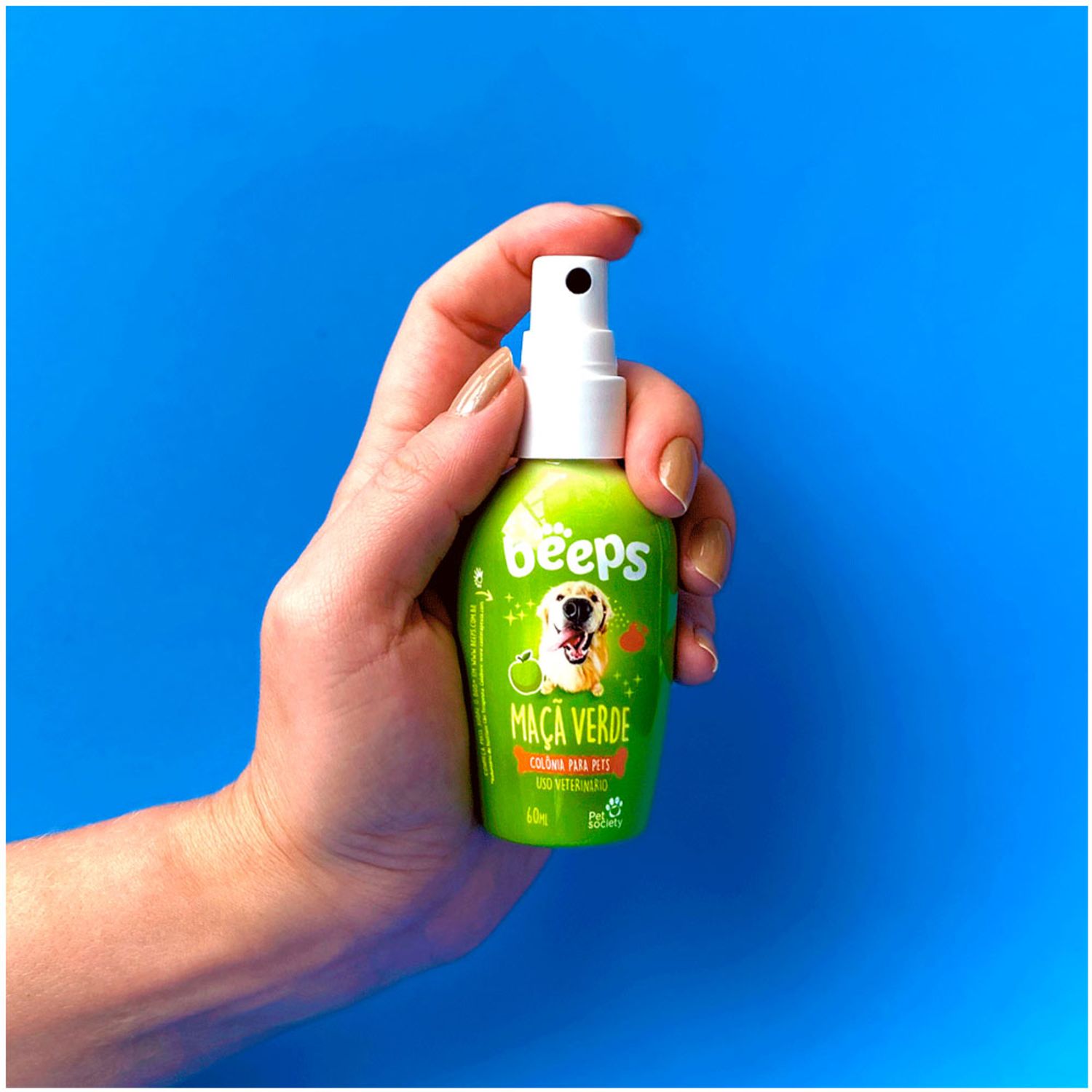 Colonia-Beeps-Maca-Verde-Pet-Society-60ml-ambientada