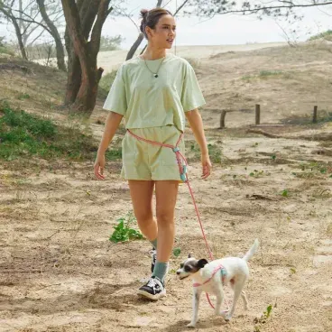 Guia-de-Passeio-Maos-Livres-Toh-Fiji-na-cintura