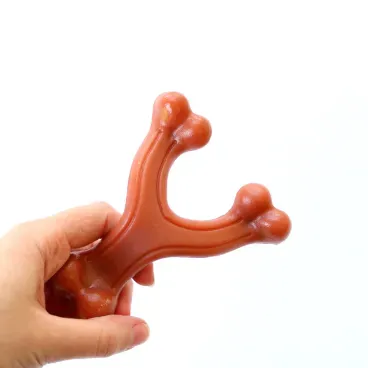 Brinquedo-Mordedor-Osso-Wishbone-Odontopet-15-kg-na-mao