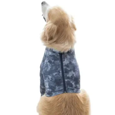 Pet-sentado-de-costas-e-usando-o-Protetor-para-Membros-Anterior-e-Peito-para-Caes-Pet-Med