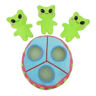 Mordedor-Pelucia-Galaxia-Nave-com-3-Aliens-fora-da-nave