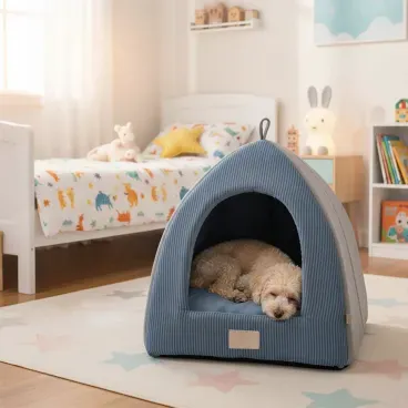 Pet-dormindo-dentro-da-Cabana-Home-para-Caes-e-Gatos-Fabrica-Pet-Azul