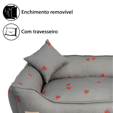 Enchimento-removivel-e-detalhes-do-travesseiro-da-Cama-Joaninha-para-Caes-e-Gatos-Fabrica-Pet