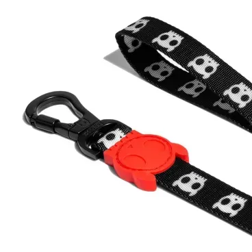 Guia-para-Caes-Zeedog-Skull-detalhes-do-mosquetao-e-da-alca