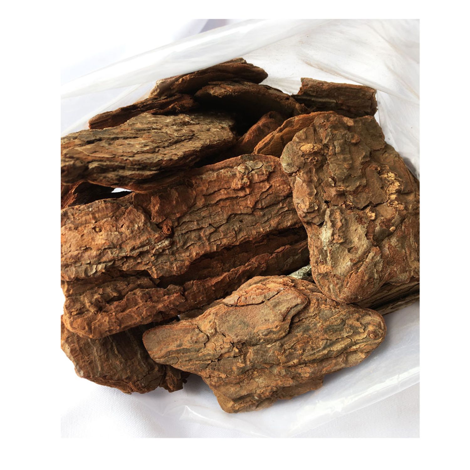 Casca de Pinus Fino Quatro K 800 gramas